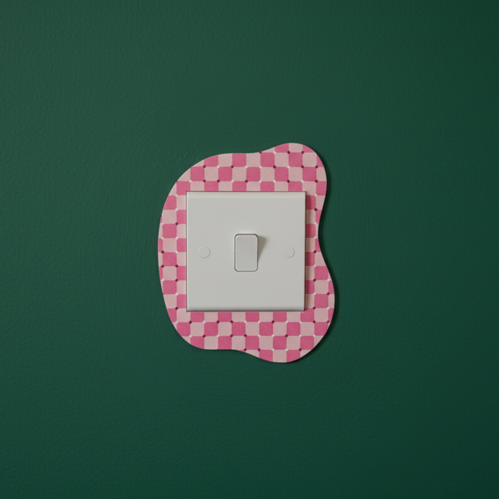 Wavy switch surround close-up 1